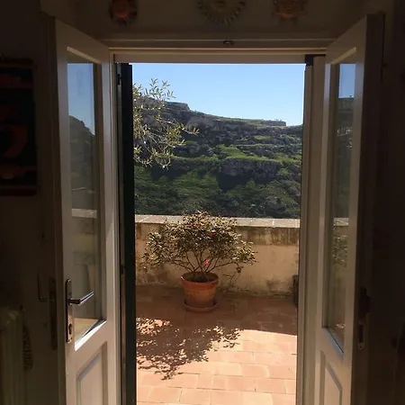 Alba Chiara Semesterbostad *